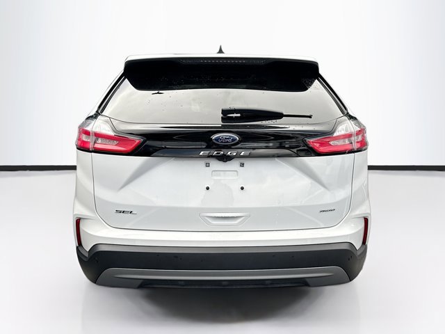 Certified 2022 Ford Edge SEL w/ Convenience Package image 4