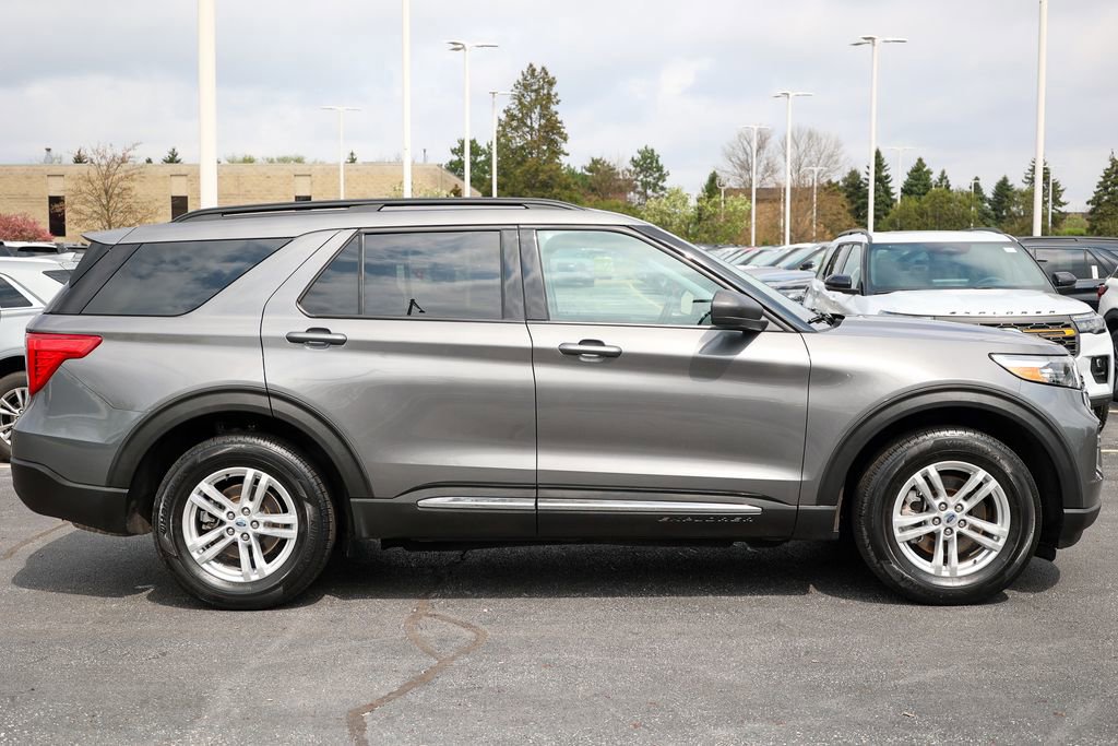 Certified 2023 Ford Explorer XLT w/ Equipment Group 202A image 15