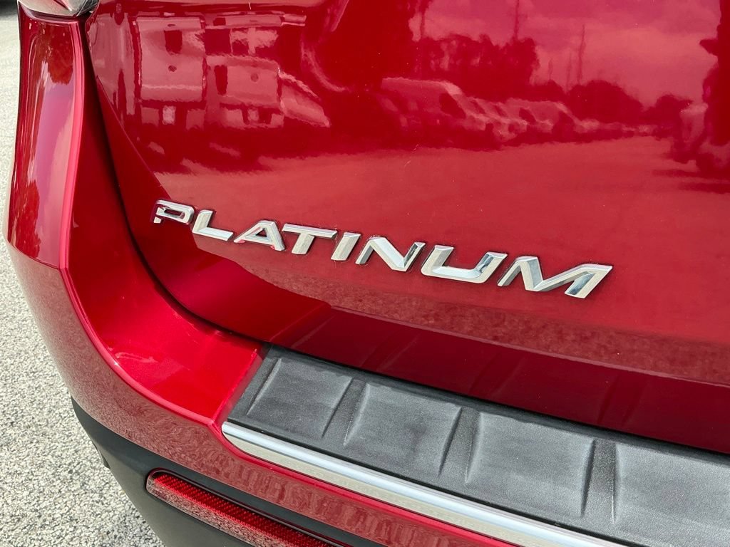 Certified 2023 Ford Explorer Platinum w/ Technology Package AWD/4WD image 29