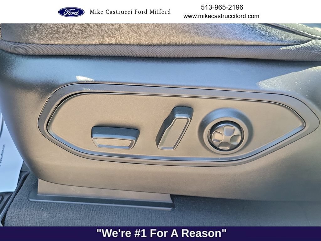 Used 2024 Jeep Grand Cherokee Altitude AWD/4WD image 20