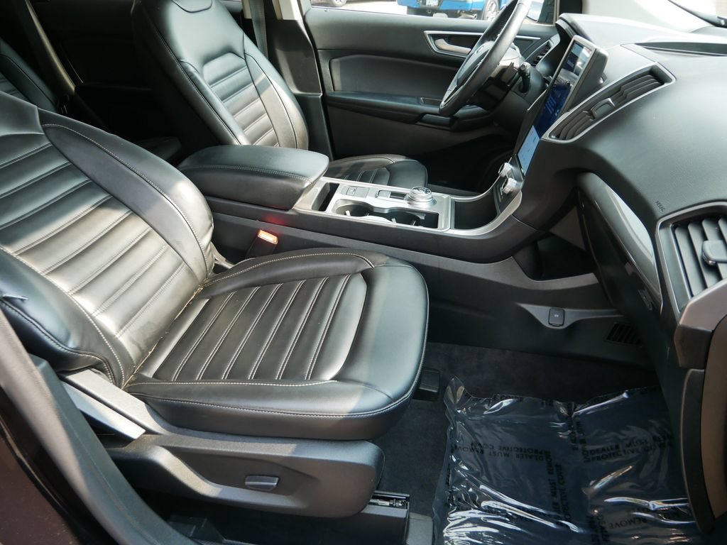 Certified 2024 Ford Edge SEL w/ Convenience Package AWD/4WD image 8