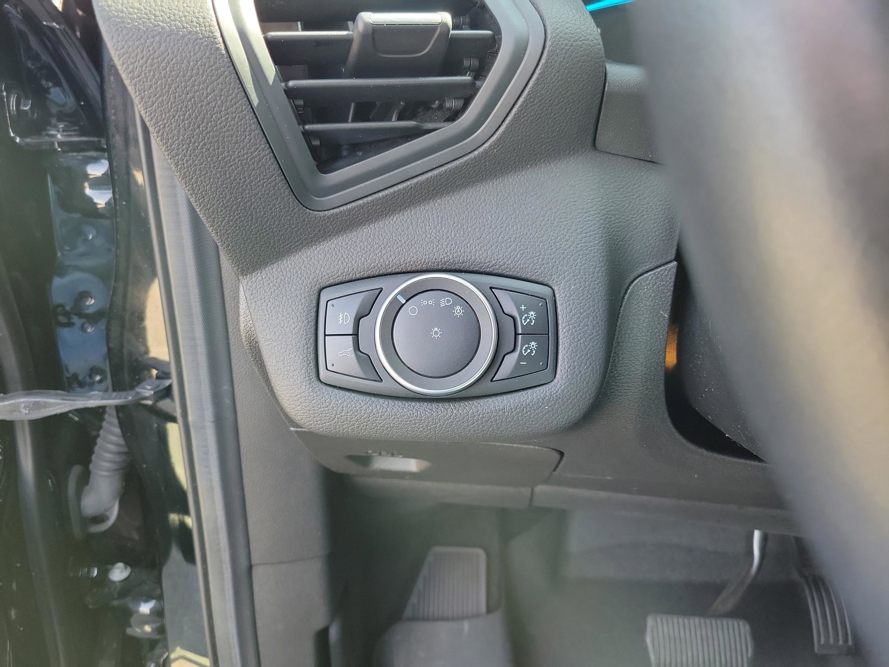 Certified 2017 Ford Escape SE w/ SE Leather Comfort Package image 10