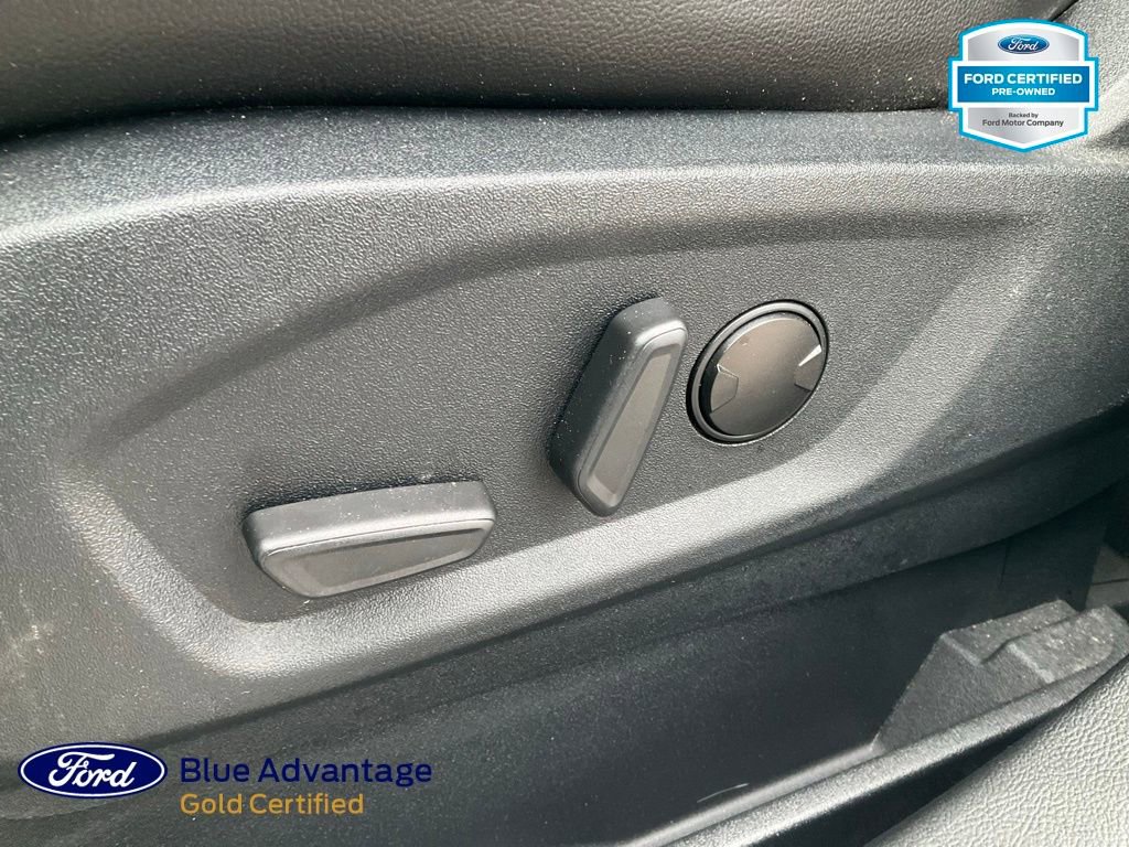 Certified 2021 Ford Edge Titanium w/ Class II Trailer Tow Package image 18