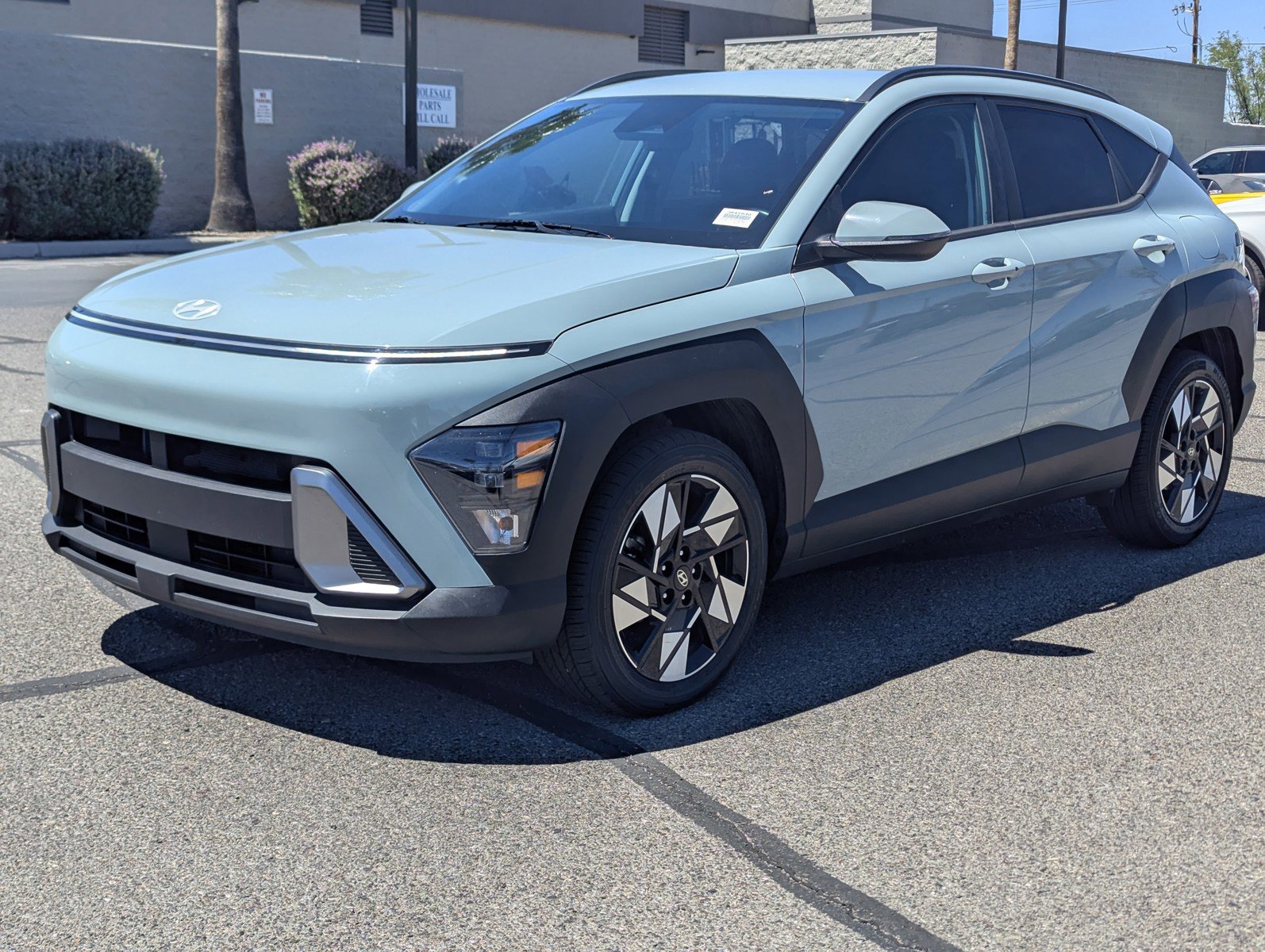 Used 2024 Hyundai Kona SEL FWD image 5