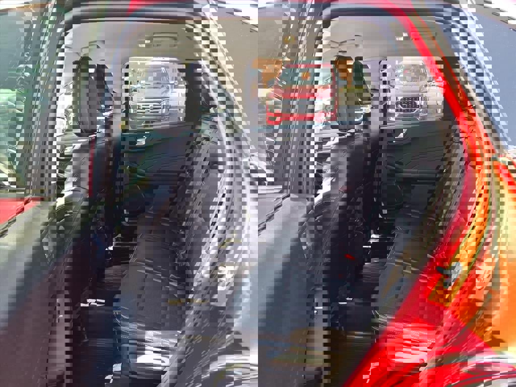 Certified 2022 Ford Escape SEL image 10