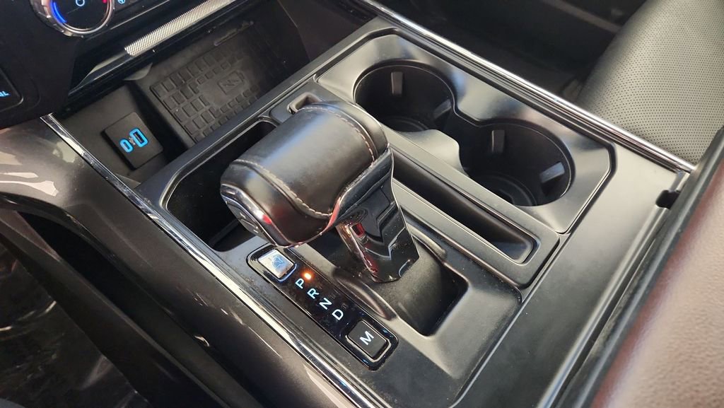 Certified 2022 Ford F150 Lariat w/ Equipment Group 502A High image 34