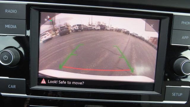 Used 2019 Volkswagen Jetta R-Line image 14