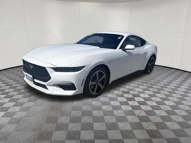 Certified 2025 Ford Mustang Coupe RWD image 13