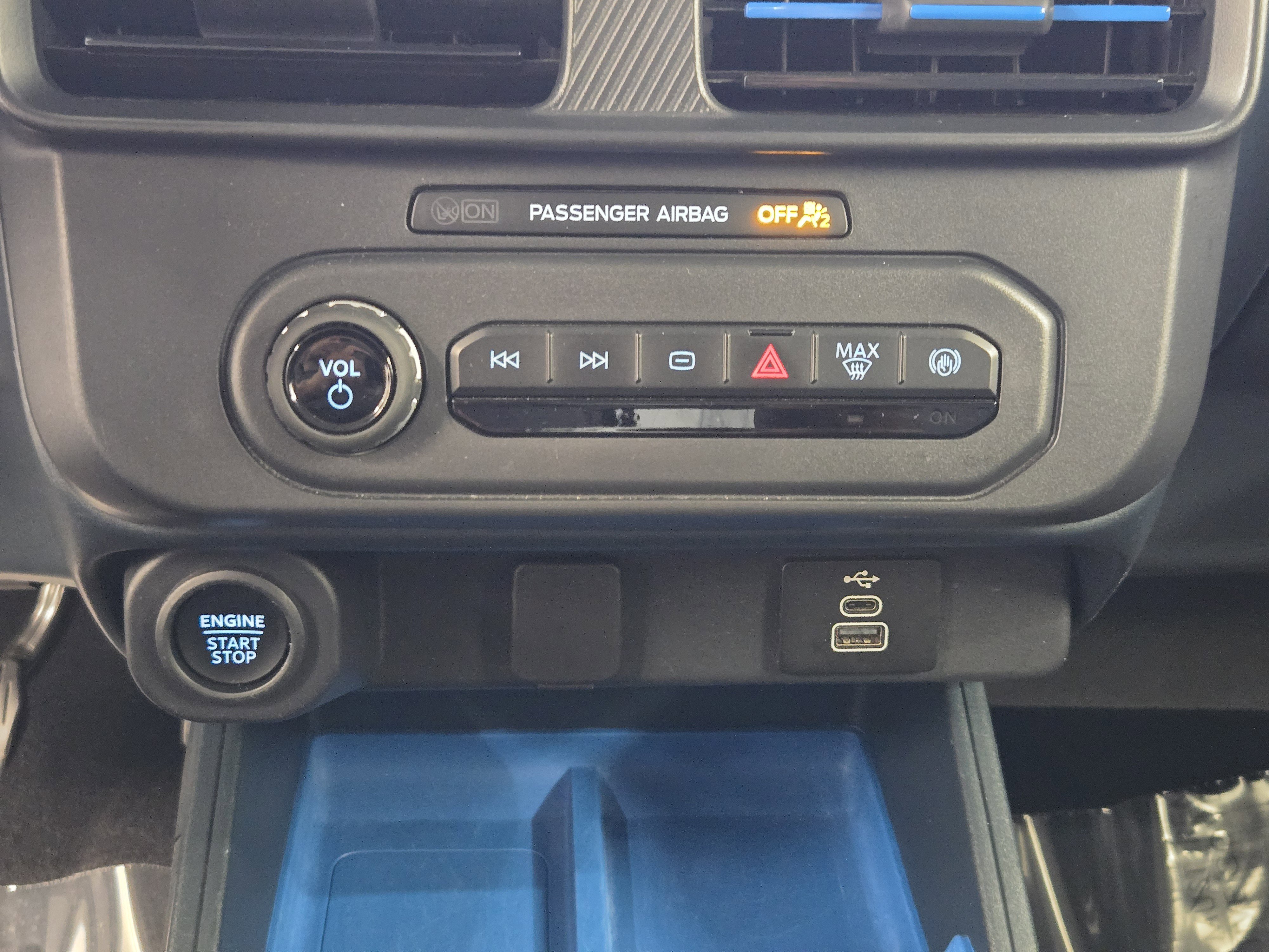 Certified 2025 Ford Maverick XLT w/ XLT Luxury Package FWD image 20