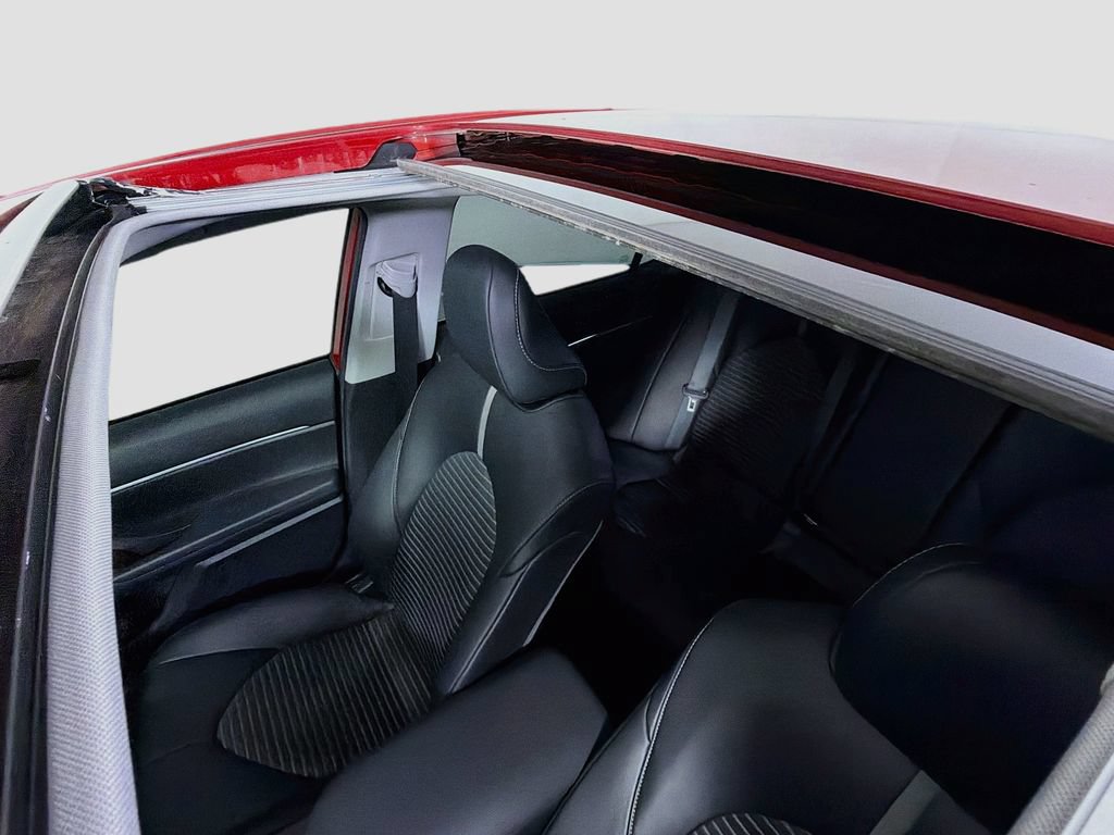 Used 2024 Toyota Camry SE w/ Audio Upgrade Package FWD image 16