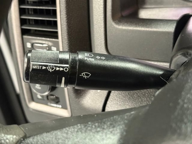 Used 2018 RAM 1500 Express AWD/4WD image 20