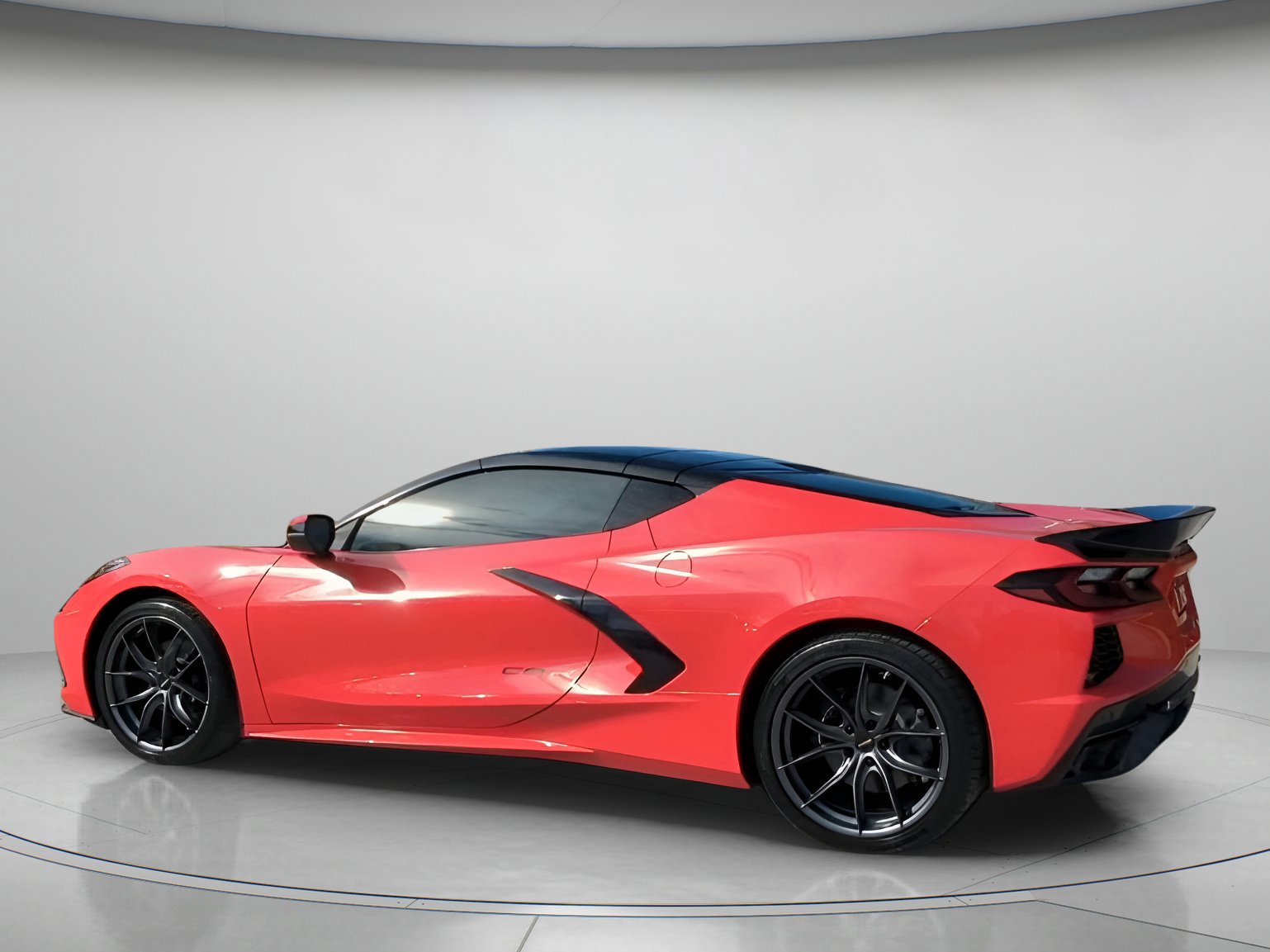 Used 2025 Chevrolet Corvette Stingray Coupe w/ 1LT image 10