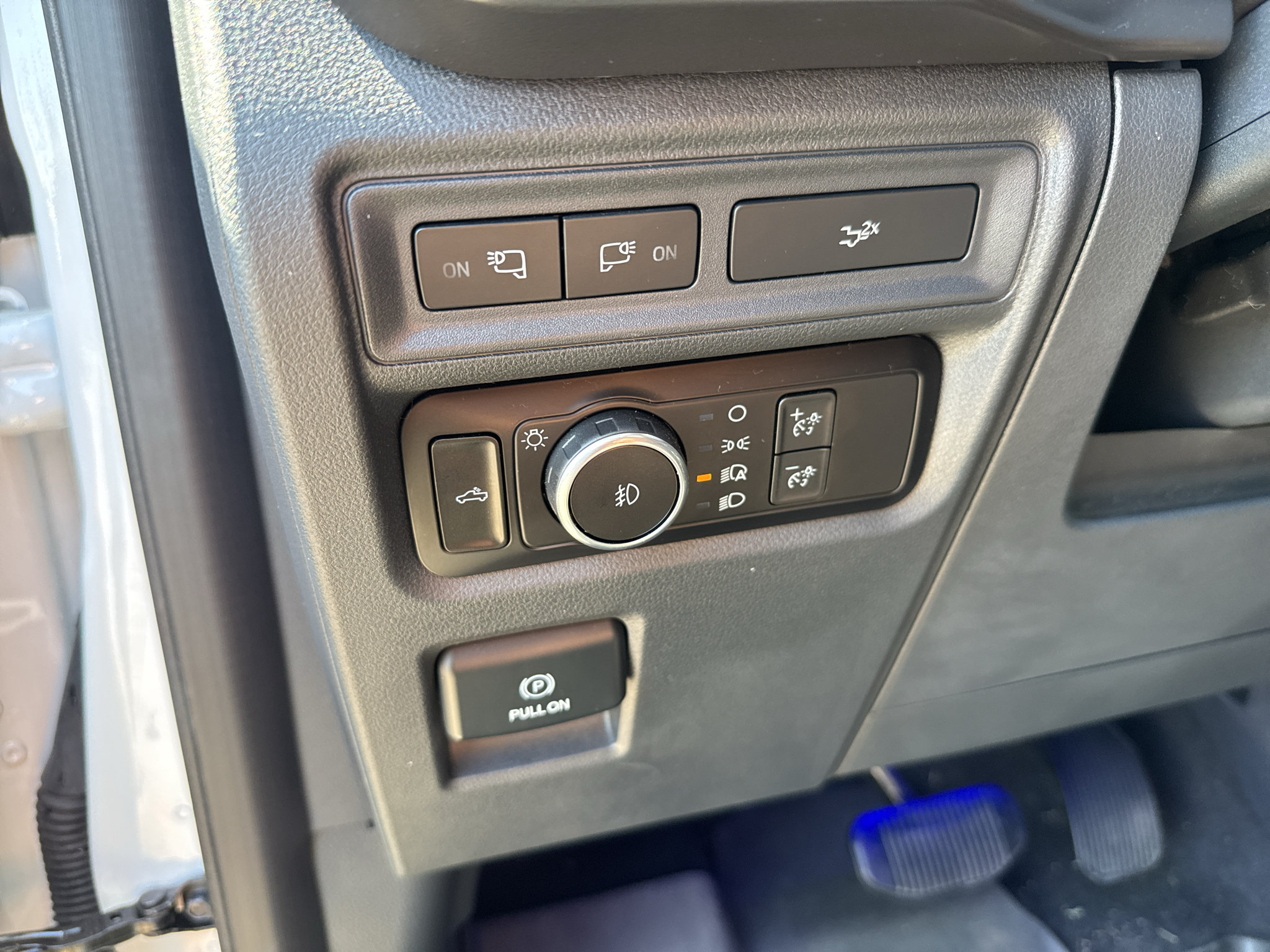 Certified 2024 Ford F150 XLT w/ Equipment Group 302A MID AWD/4WD image 27