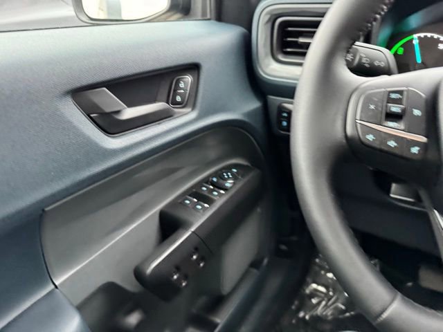 Certified 2024 Ford Maverick XLT w/ XLT Luxury Package image 34