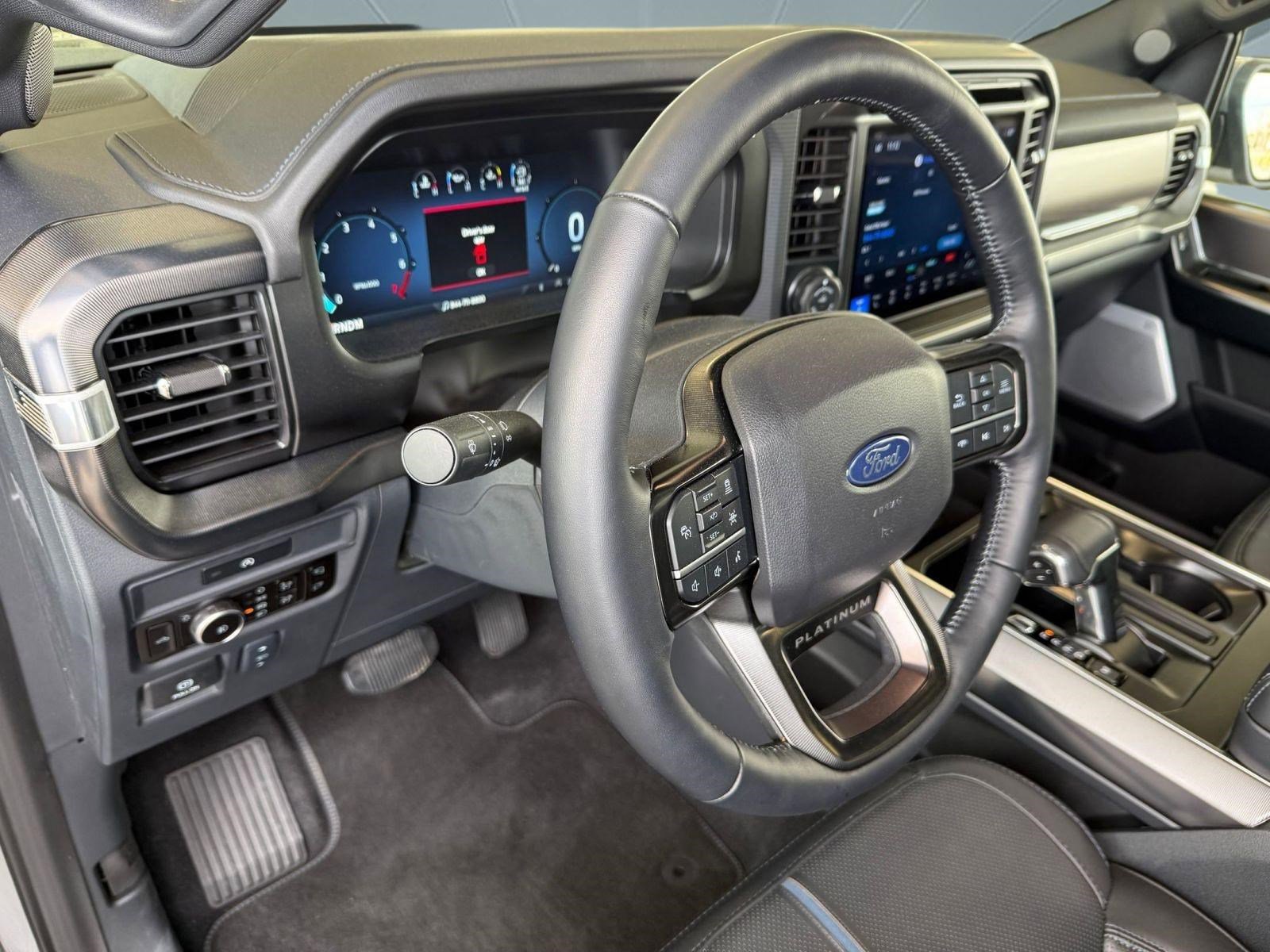 Certified 2025 Ford F150 Platinum w/ Equipment Group 702A High image 4