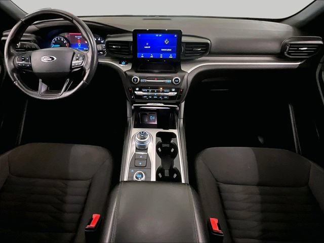 Certified 2020 Ford Explorer XLT w/ Comfort Package AWD/4WD image 14