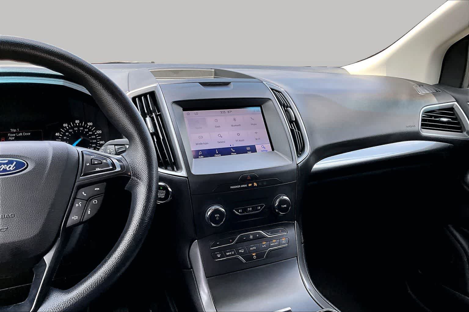 Certified 2020 Ford Edge SE FWD image 7