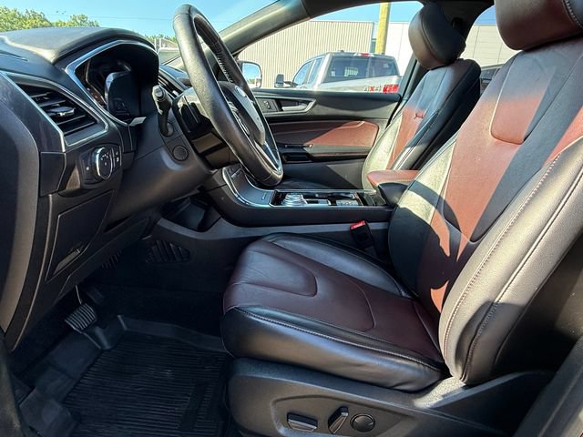 Certified 2020 Ford Edge Titanium w/ Equipment Group 301A AWD/4WD image 19