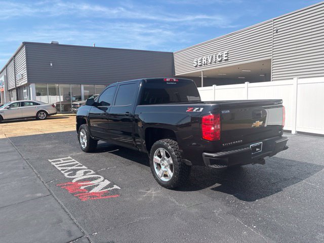 Used 2018 Chevrolet Silverado 1500 LT w/ All Star Edition AWD/4WD image 5