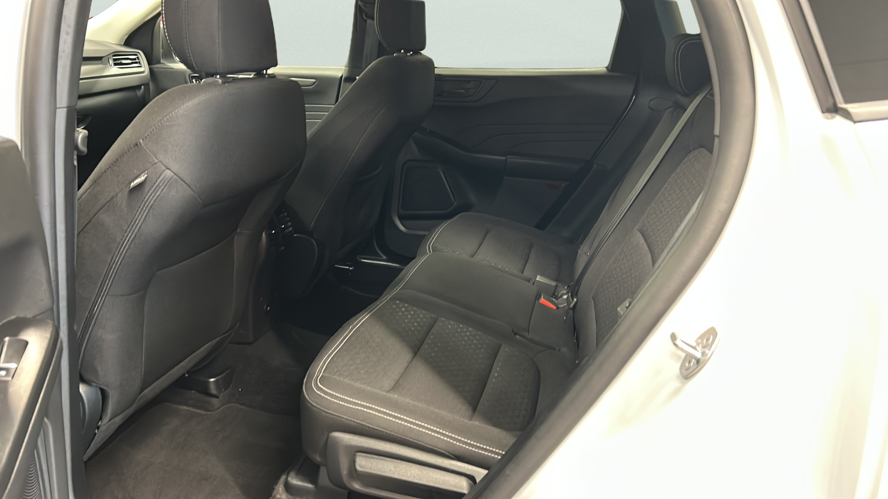 Certified 2025 Ford Escape Active w/ Tech Pack #1 AWD/4WD image 13