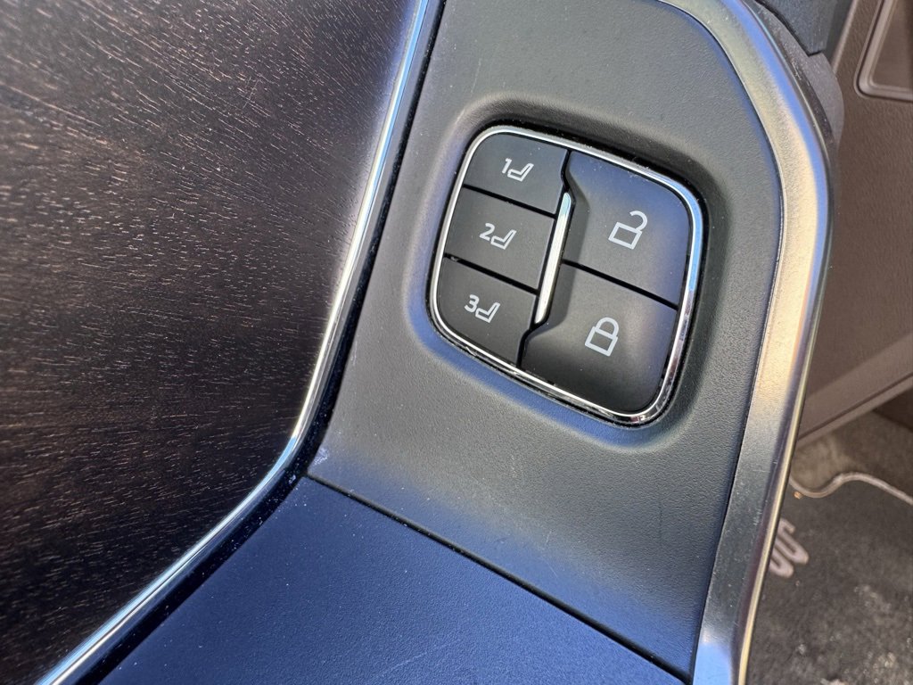 Certified 2021 Ford F150 King Ranch w/ Equipment Group 601A High image 17