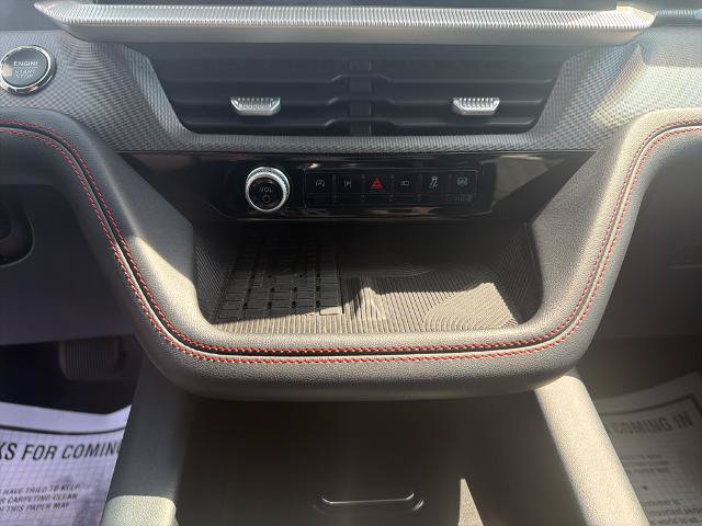 Certified 2025 Ford Explorer ST-Line w/ Premium Package RWD image 13