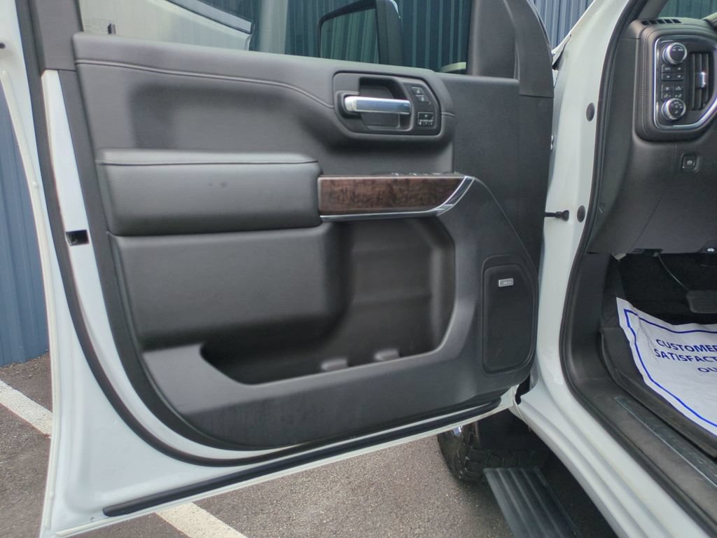 Used 2022 GMC Sierra 2500 Denali AWD/4WD image 11