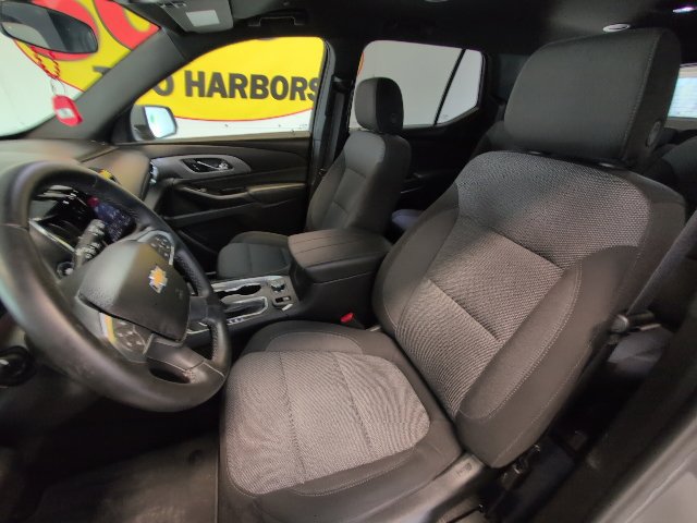 Used 2023 Chevrolet Traverse LT AWD/4WD image 12