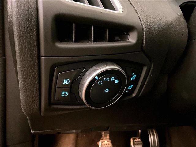 Certified 2017 Ford Focus ST FWD image 30