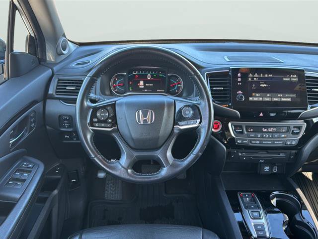 Used 2022 Honda Pilot Touring image 11