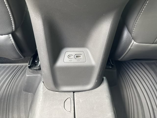 Used 2021 Buick Envision Essence w/ Sport Touring Package FWD image 58