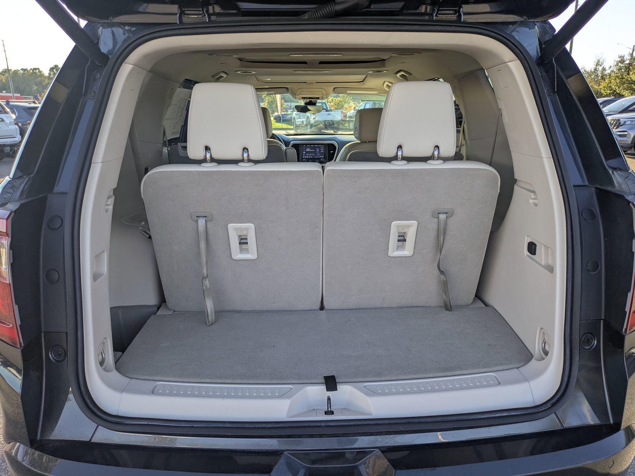 Used 2022 GMC Acadia Denali w/ Denali Ultimate Package image 30