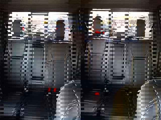 Certified 2019 Ford F250 Lariat w/ Lariat Value Package image 18