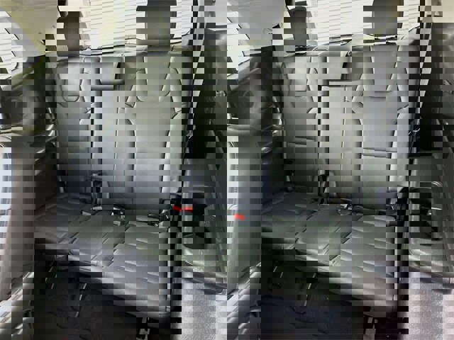 Used 2020 Kia Telluride SX w/ SX Prestige Package image 12