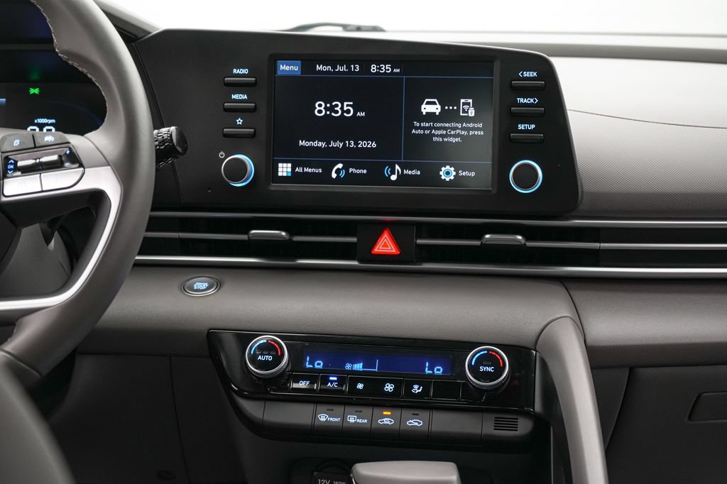 Used 2025 Hyundai Elantra Sport FWD image 15