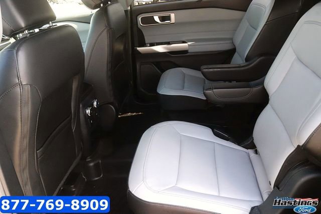 Certified 2021 Ford Explorer XLT w/ Equipment Group 202A image 14