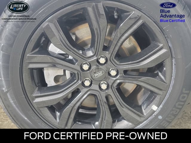 Certified 2022 Ford Edge SE w/ Black Appearance Package AWD/4WD image 12