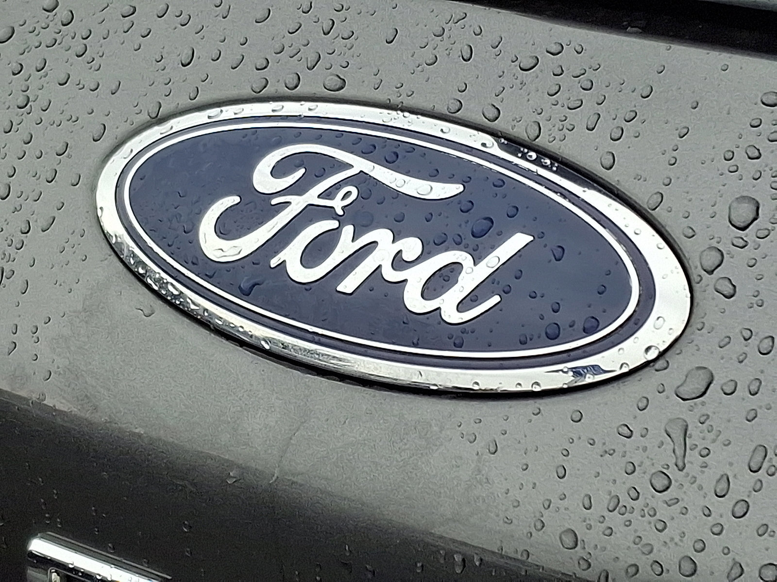 Certified 2022 Ford Escape SEL image 31