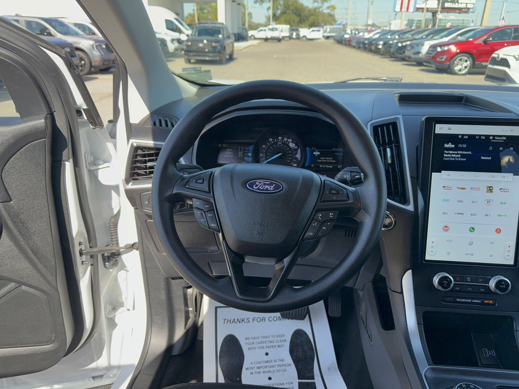 Certified 2022 Ford Edge SE w/ Black Appearance Package AWD/4WD image 30