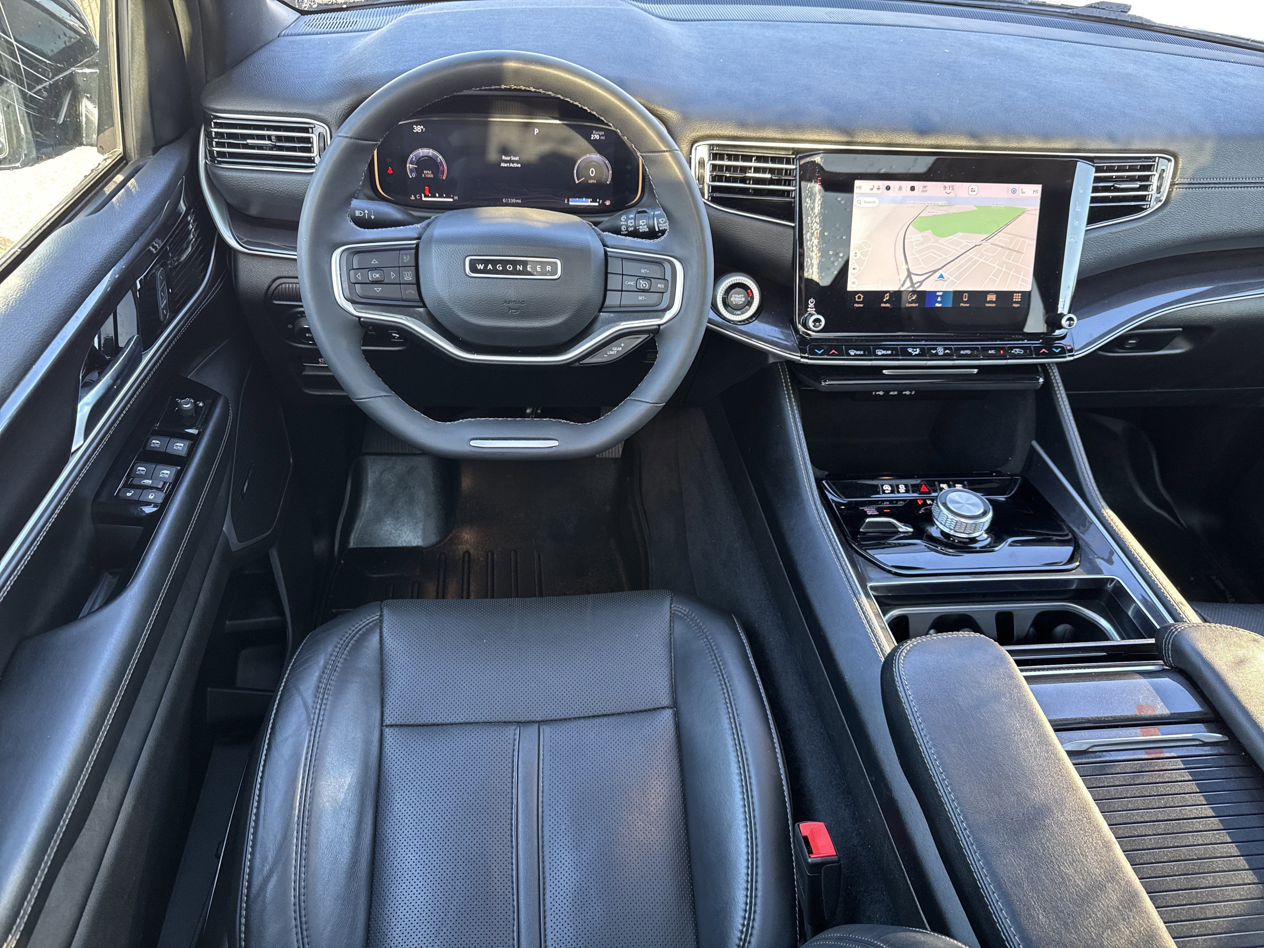 Used 2023 Jeep Wagoneer BASE w/ Premium Group I image 12