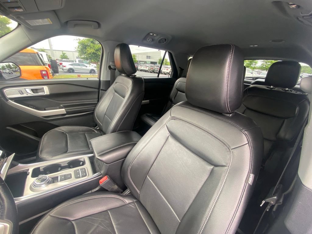Certified 2021 Ford Explorer Limited w/ Equipment Group 301A RWD image 21