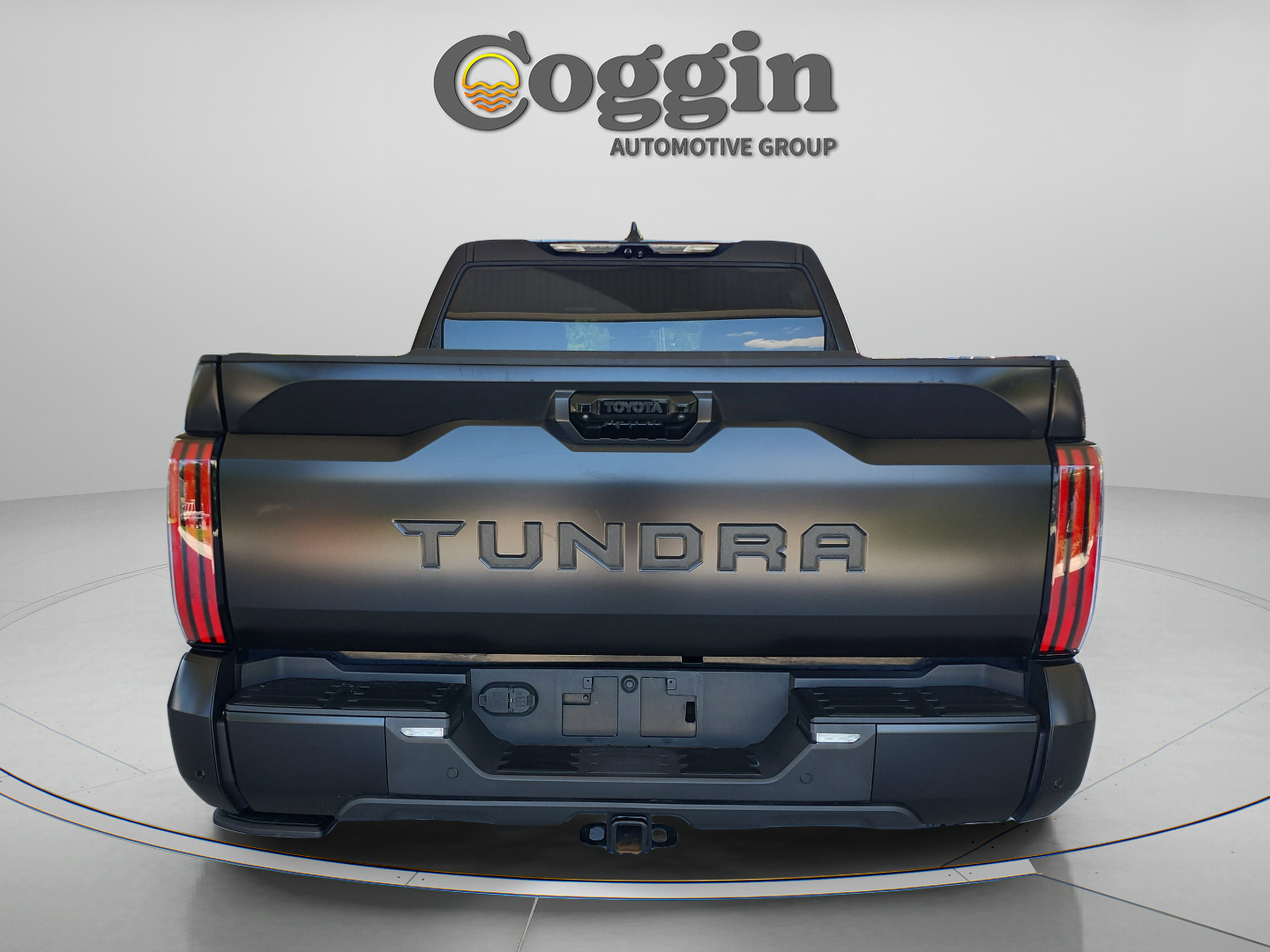 Used 2023 Toyota Tundra Platinum AWD/4WD image 4