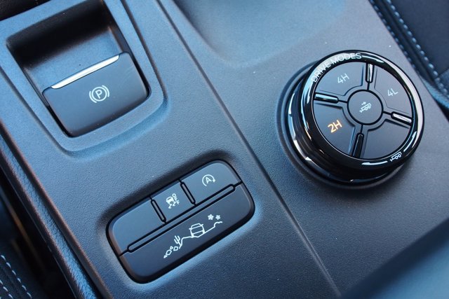 Certified 2024 Ford Ranger XLT w/ FX4 Off-Road Package image 24