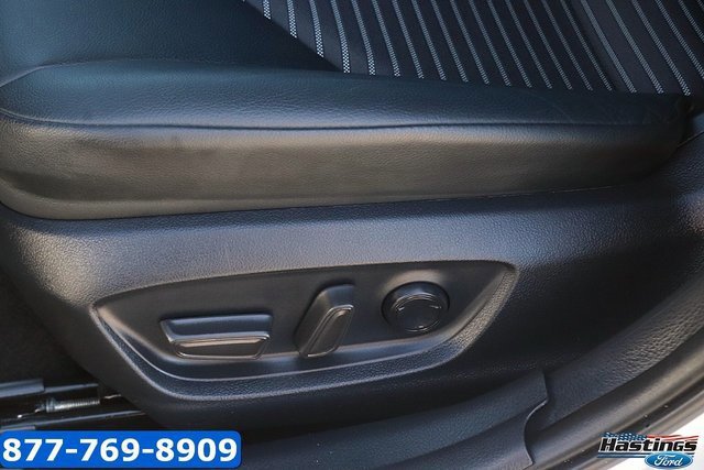 Used 2024 Toyota Camry SE image 14