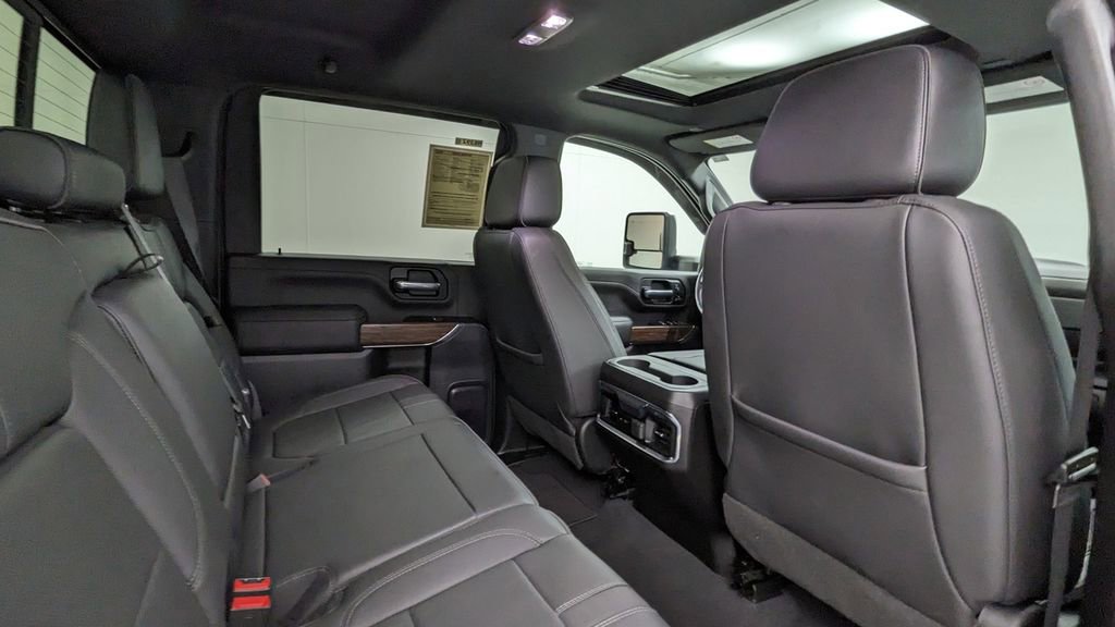 Used 2022 Chevrolet Silverado 3500 High Country image 39