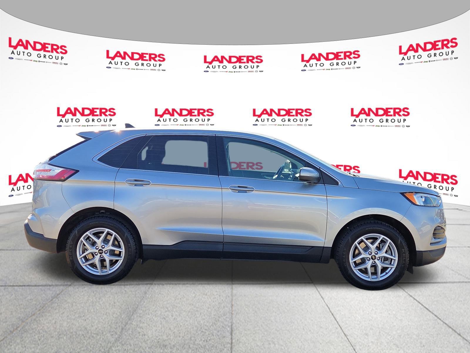 Certified 2023 Ford Edge SEL image 6