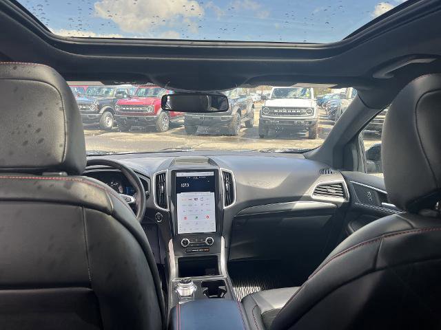 Certified 2023 Ford Edge ST-Line AWD/4WD image 9