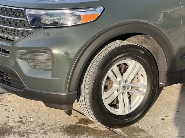 Certified 2023 Ford Explorer XLT image 9