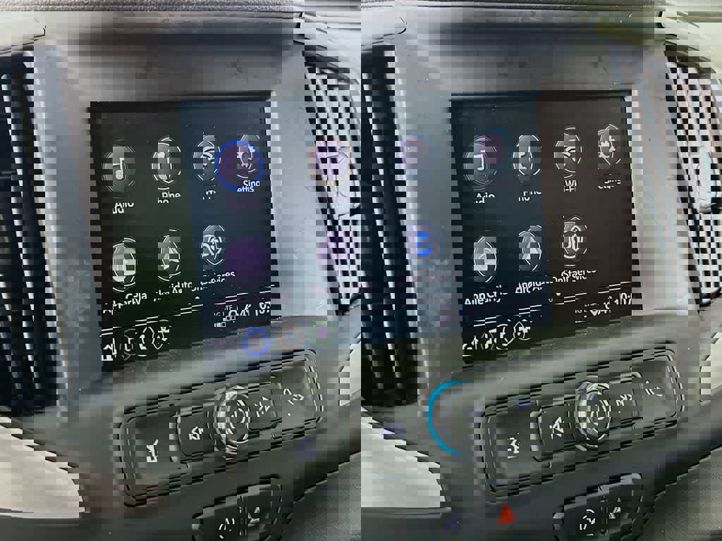 Used 2022 GMC Terrain SLE w/ Driver Convenience Package image 20