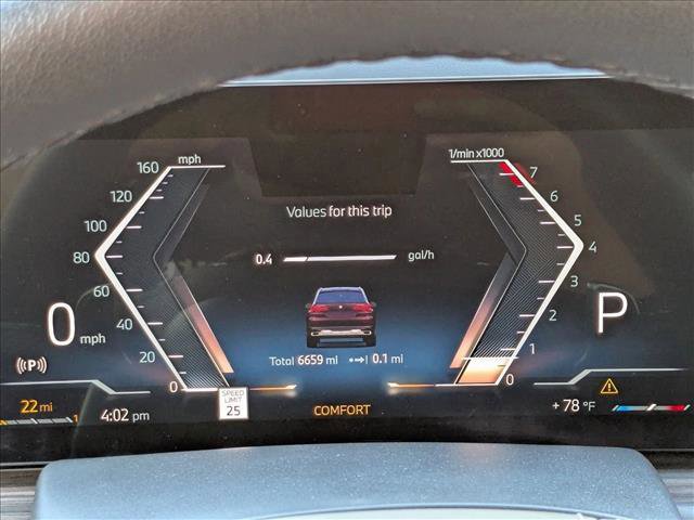 Used 2025 BMW X5 xDrive40i w/ Parking Assistance Package image 11